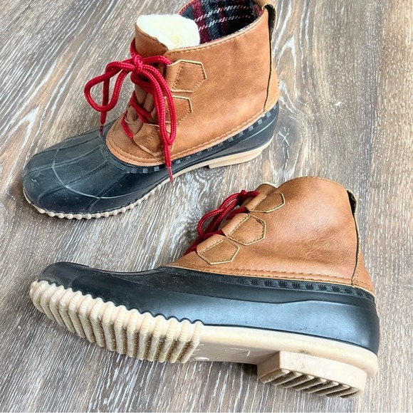 Magellan Women’s Outdoor Duck Boots Black Brown Size 7 - Picture 2 of 9